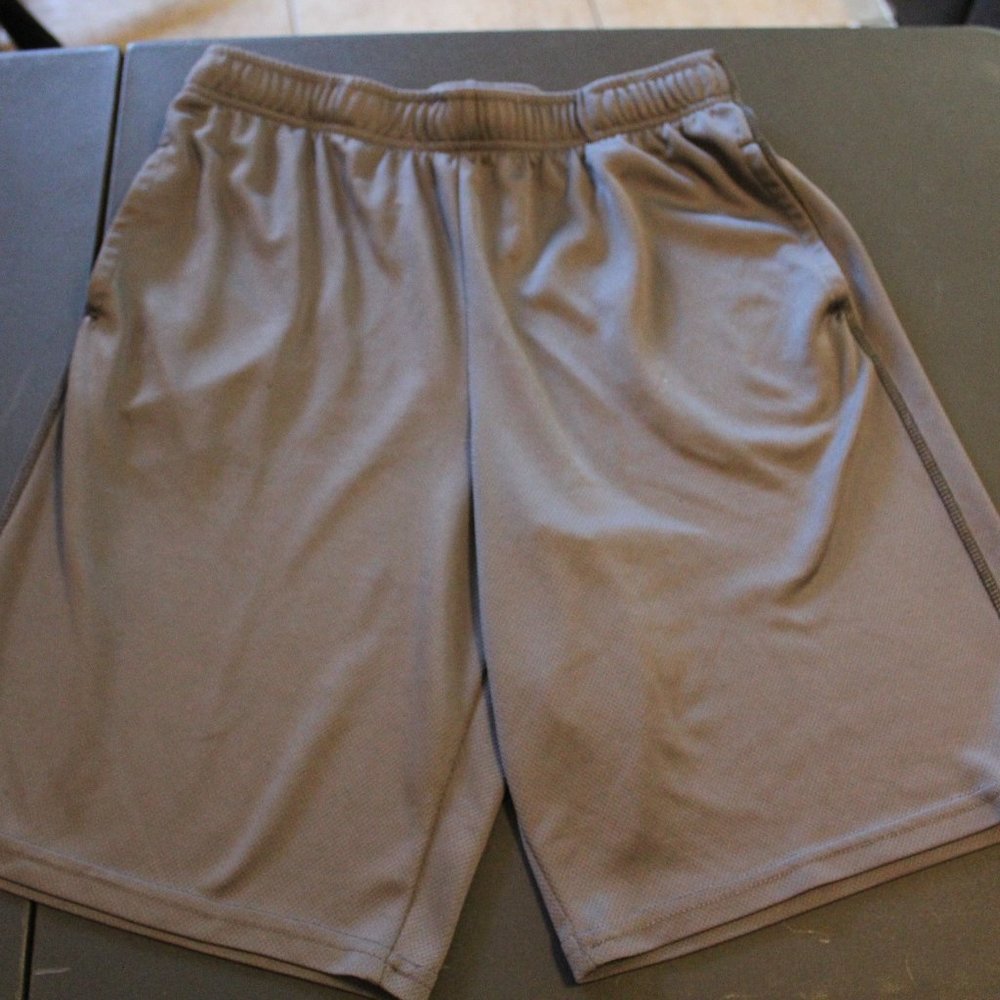 Boys Tek Gear Shorts Size XL 18/20 (H)